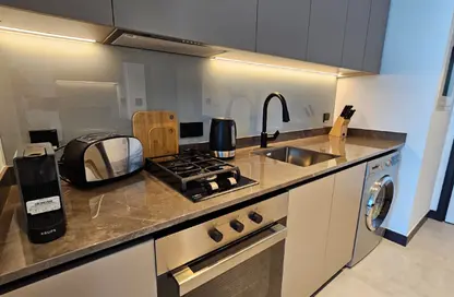 Apartment - Studio - 1 Bathroom for rent in Business Bay - Dubai