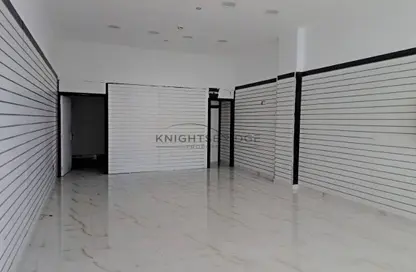 Shop - Studio - 4 Bathrooms for rent in Al Barsha 1 - Al Barsha - Dubai