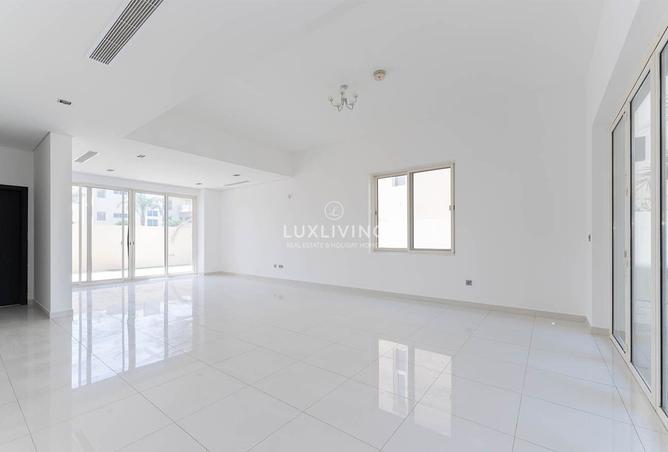 15203181 - Property Main Image