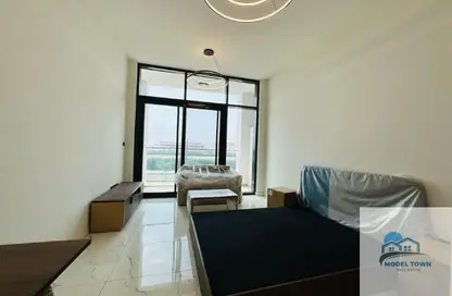 Apartment - Studio - 1 Bathroom for rent in Oasis 1 - Oasis Residences - Masdar City - Abu Dhabi