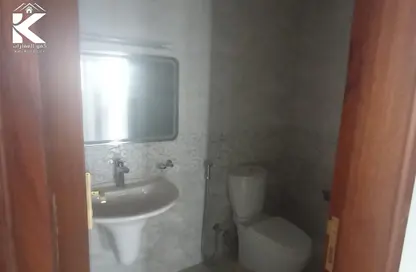 Apartment - 2 Bedrooms - 3 Bathrooms for rent in Al Rumailah 2 - Al Rumaila - Ajman