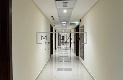 شقة - 1 حمام للايجار في ساميا عزيزي - الفرجان - دبي