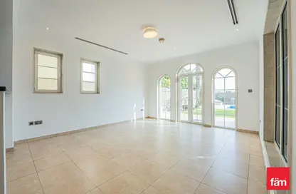Villa - 3 Bedrooms - 4 Bathrooms for rent in Regional - Jumeirah Park - Dubai