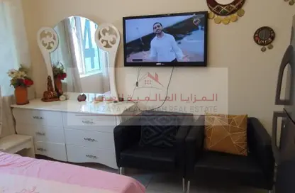 Apartment - Studio - 1 Bathroom for rent in Al Qulaya'ah - Al Sharq - Sharjah