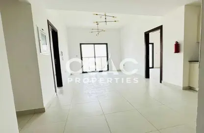 شقة - 2 غرف نوم - 3 حمامات للايجار في بوابة بن غاطي - منطقة 15 - قرية الجميرا سركل - دبي