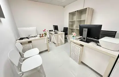 Office Space - Studio - 1 Bathroom for rent in Silver Home Building - Hor Al Anz - Deira - Dubai