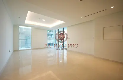 Apartment - 2 Bedrooms - 2 Bathrooms for rent in Palace Beach Residence Tower 2 - Palace Beach Residence - EMAAR Beachfront - Dubai Harbour - Dubai