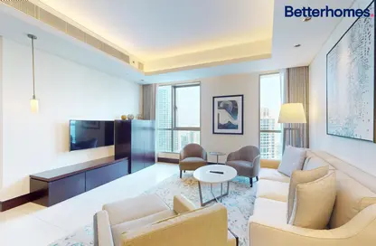 Living Room image for: Apartment - 1 Bedroom - 2 Bathrooms for sale in Burj Lake Hotel - The Address DownTown - Downtown Dubai - Dubai, Image 1