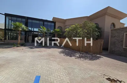 Retail - Studio - 7 Bathrooms for rent in Al Safa 2 Villas - Al Safa 2 - Al Safa - Dubai