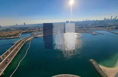 Apartment - 3 Bedrooms - 4 Bathrooms for rent in RAK Tower - Marina Square - Al Reem Island - Abu Dhabi