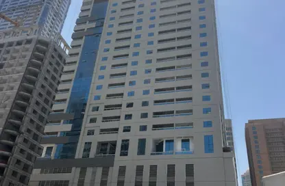 Apartment - 2 Bedrooms - 2 Bathrooms for rent in Sarab Tower - Al Majaz 3 - Al Majaz - Sharjah