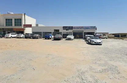مجمعات للبيع - استوديو - 2 حمامات للبيع في الصجعة الصناعية - آلصجعه - الشارقة