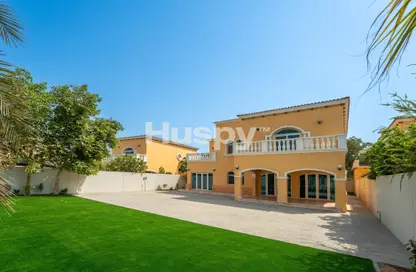 Villa - 5 Bedrooms - 6 Bathrooms for rent in Legacy - Jumeirah Park - Dubai