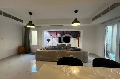 Villa - 2 Bedrooms - 3 Bathrooms for rent in Springs 15 - The Springs - Dubai