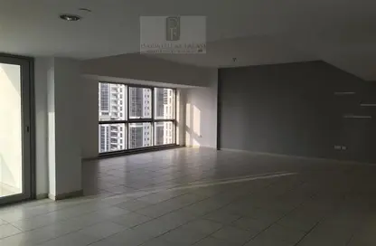 شقة - 3 غرف نوم - 4 حمامات للايجار في J برج - الأبراج الإدارية - الخليج التجاري - دبي