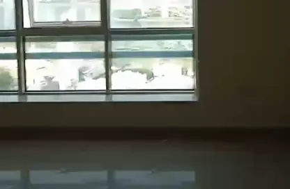 Apartment - 2 Bedrooms - 3 Bathrooms for sale in Al Majaz 1 - Al Majaz - Sharjah