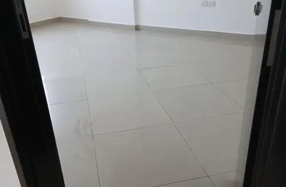 Apartment - 1 Bedroom - 2 Bathrooms for rent in Al Reef Downtown - Al Reef - Abu Dhabi