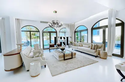 Villa - 4 Bedrooms - 5 Bathrooms for rent in Garden Homes Frond M - Garden Homes - Palm Jumeirah - Dubai