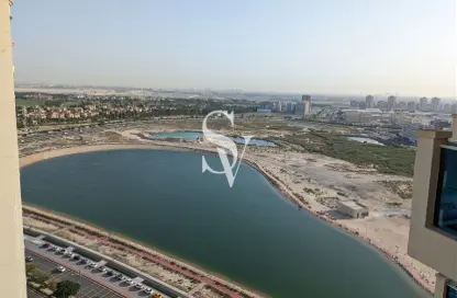 شقة - غرفة نوم - 2 حمامات للايجار في C برج - لاجو فيستا - مدينة دبي للإنتاج (اي ام بي زد) - دبي