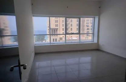 Apartment - 3 Bedrooms - 4 Bathrooms for rent in Ajman Corniche Road - Ajman