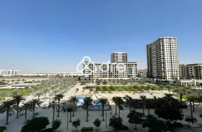 Apartment - 3 Bedrooms - 3 Bathrooms for sale in Parkviews - Town Square - Dubai