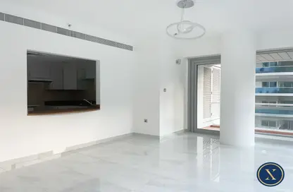 Apartment - 3 Bedrooms - 5 Bathrooms for rent in La Riviera - Dubai Marina - Dubai