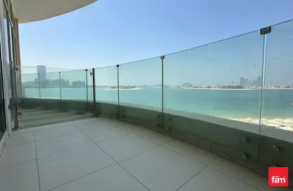 Apartment - 2 Bedrooms - 3 Bathrooms for rent in Royal Bay - Palm Jumeirah - Dubai