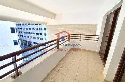 Duplex - 3 Bedrooms - 3 Bathrooms for rent in Cornich Al Khalidiya - Al Khalidiya - Abu Dhabi