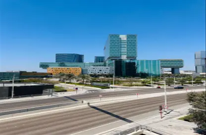 Apartment - 3 Bedrooms - 3 Bathrooms for sale in Al Maryah Vista - Al Maryah Island - Abu Dhabi