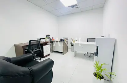Office Space - Studio - 1 Bathroom for rent in Aspin Tower - Sheikh Zayed Road - Dubai