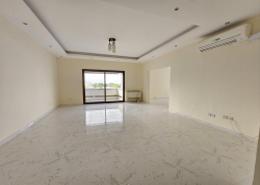 صورةغرفة فارغة لـ: شقة - 3 غرف نوم - 3 حمامات للكراء في شارع الشيخ حمد بن عبدالله - الفجيرة, صورة 1