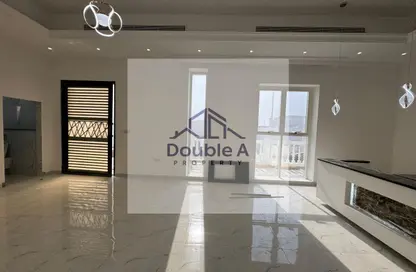 شقة - غرفة نوم - 2 حمامات للايجار في مدينة الرياض - أبوظبي