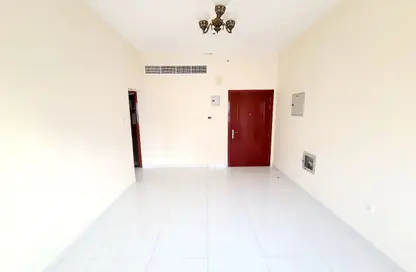 Apartment - 1 Bedroom - 1 Bathroom for rent in Al Shamsi 2 - Muwaileh Commercial - Sharjah