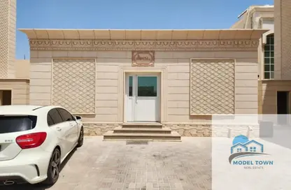 Apartment - 1 Bedroom - 1 Bathroom for rent in Khalifa City A Villas - Khalifa City A - Khalifa City - Abu Dhabi