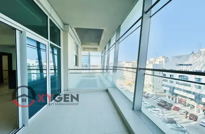 Apartment - 2 Bedrooms - 3 Bathrooms for rent in Guardian Towers - Danet Abu Dhabi - Abu Dhabi