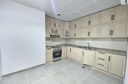 Apartment - 2 Bedrooms - 3 Bathrooms for rent in Madinat Al Riyad - Abu Dhabi