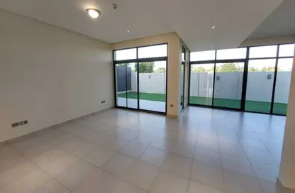 Villa - 4 Bedrooms - 5 Bathrooms for rent in West Yas - Yas Island - Abu Dhabi
