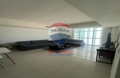 Apartment - 1 Bedroom - 2 Bathrooms for rent in Tala Tower - Marina Square - Al Reem Island - Abu Dhabi
