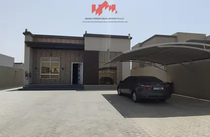 Villa - 2 Bedrooms - 3 Bathrooms for rent in Al Jazirah Al Hamra - Ras Al Khaimah