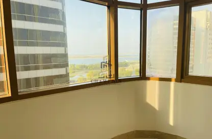 Apartment - 3 Bedrooms - 4 Bathrooms for rent in Al Neem Tower - Khalifa Street - Abu Dhabi