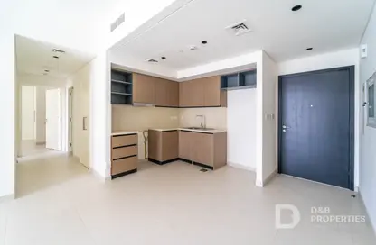 صورة لـ مطبخ شقة - 2 غرف نوم - 2 حمامات للايجار في برج التاج - دبي وسط المدينة - دبي ، صورة رقم 1