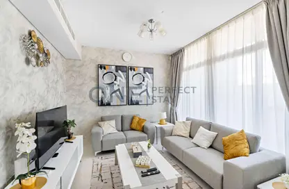 Living Room image for: Townhouse - 3 Bedrooms - 3 Bathrooms for rent in Mimosa - Damac Hills 2 - Dubai, Image 1