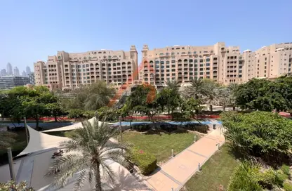 Apartment - 3 Bedrooms - 3 Bathrooms for sale in Al Sarrood - Shoreline Apartments - Palm Jumeirah - Dubai