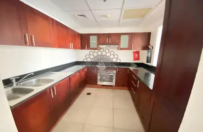 Kitchen image for: Apartment - 1 Bedroom - 2 Bathrooms for rent in Green Lake Tower 1 - Green Lake Towers - Jumeirah Lake Towers - Dubai, Image 1