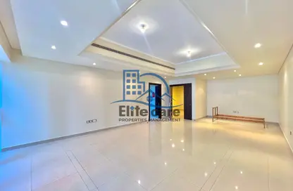 Apartment - 3 Bedrooms - 4 Bathrooms for rent in Sheikha Salama Tower - Khalidiya Street - Al Khalidiya - Abu Dhabi