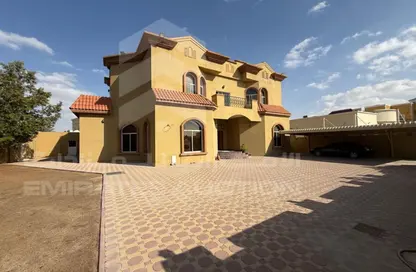 Villa - 7+ Bedrooms - 5 Bathrooms for sale in Al Warqa'a 4 - Al Warqa'a - Dubai