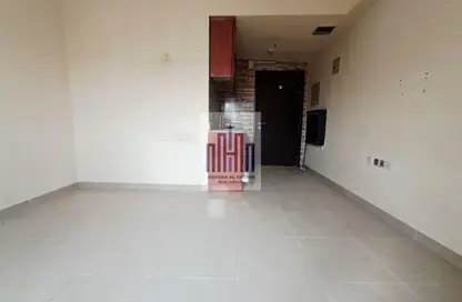 Apartment - Studio - 1 Bathroom for rent in Fire Station Road - Muwaileh - Sharjah