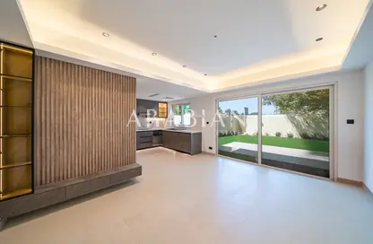 Villa - 2 Bedrooms - 3 Bathrooms for sale in Springs 11 - The Springs - Dubai