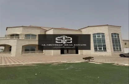 فيلا - 8 غرف نوم - 8 حمامات للايجار في الخالدية - العين