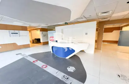 Show Room - Studio - 2 Bathrooms for rent in Al Darmaki 1928 Building - Zayed Sports City - Abu Dhabi
